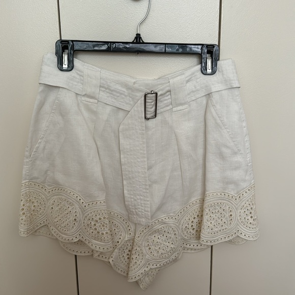 A.L.C. Milos Linen Eyelet Short In Ivory Cream - Picture 6 of 8